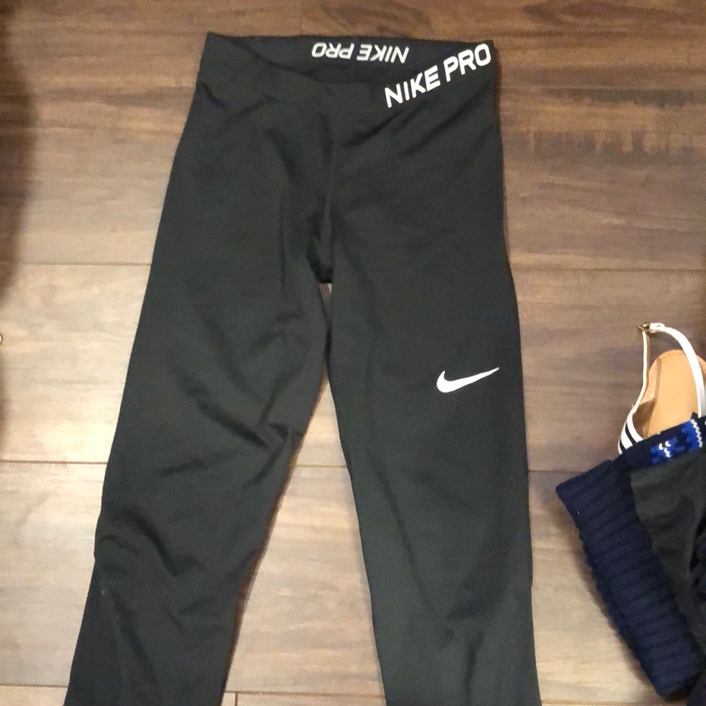 Nike crop leggings